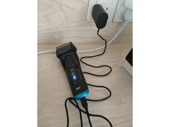 博朗5系5040s和飞利浦哪个好-博朗5系5040s和飞利浦深度对比_http://www.meifudie.com_好物_第4张