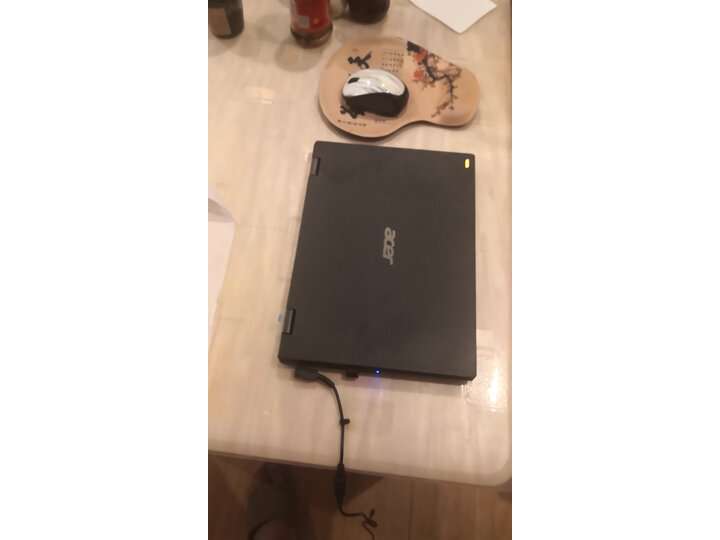 使用宏碁墨舞b118对比戴尔E203ma哪个好？纠结有区别吗？