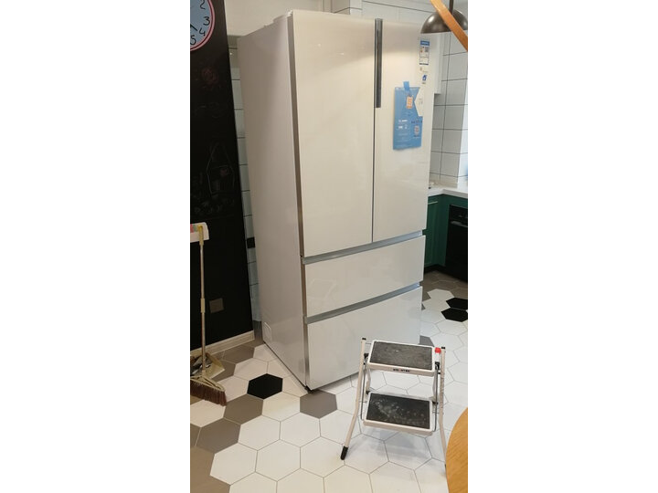 对比卡萨帝BCD-555WDGAU1怎么样呢？深入剖析评测如何？