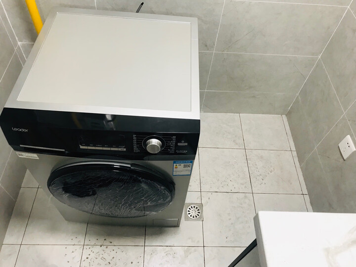 盘点tcl55l680和55v2功能差别哪个好？讨论区别有没有？