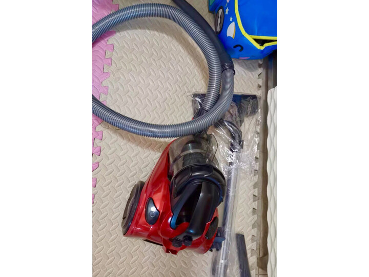 感受小狗d9002和飞利浦fc8760哪个好？爆料区别有吗？