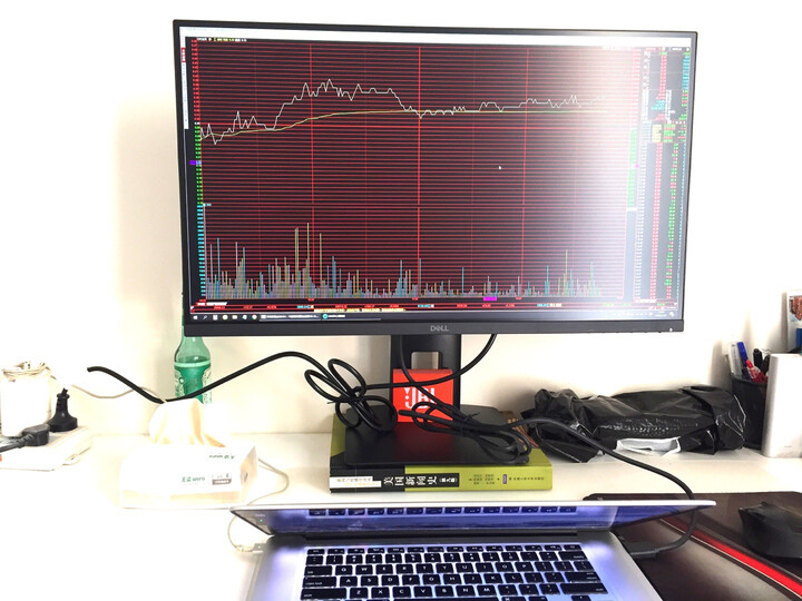 使用测评戴尔d2720ds和u系列的区别哪个好？爆料有什么区别呢？独
