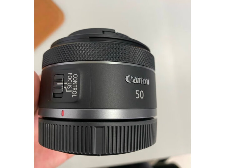 很想知道：佳能RF70-200mm F2.8 L IS USM 远摄镜头质量如何呢？值得入手原因 百科评测 第3张