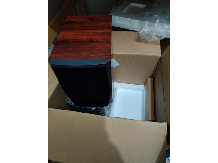 评价惠威d1090和m300对比哪个好？感受有何区别？