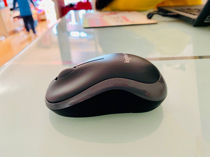 入手罗技m185和m220区别有没有？点评哪个好？