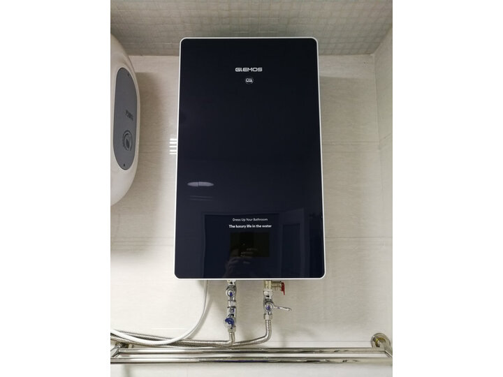 格林姆斯(GLEMOS) 电热水器GWL-ZS9-深湖蓝怎么样？大咖统计用户评论，对比评测曝光 首页推荐 第7张
