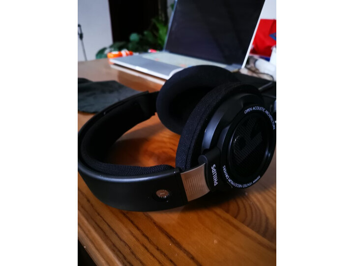 谈谈飞利浦x1s和shp9500有区别没有？请问哪个好？