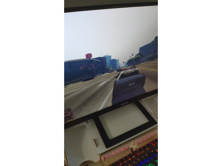 请问飞利浦245e1s与245e1区别有没有？比较哪个好？