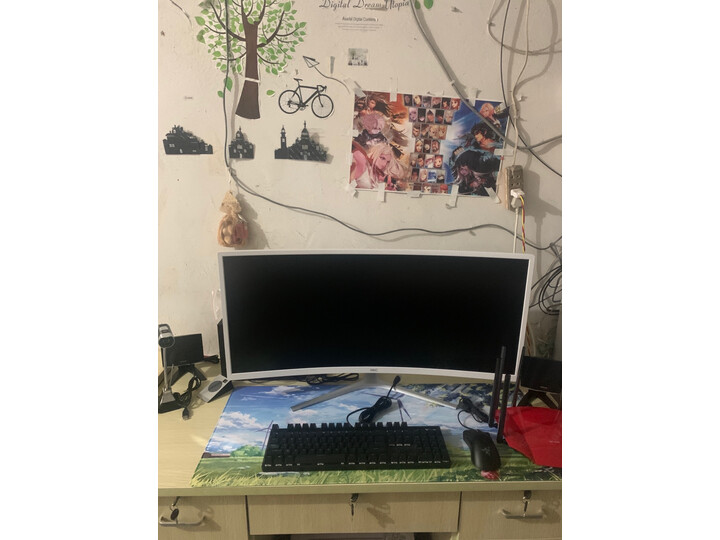 解析hkcgf70和g27哪个好？谈谈有什么区别？