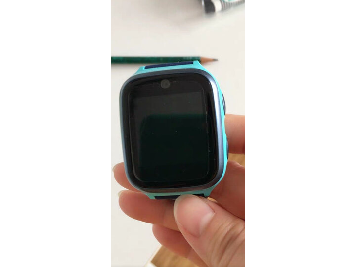请问3608x和360p1电话手表区别有没有？比较哪个好？