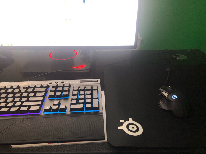入手赛睿rival310和卓威ec2b哪个好？盘点有没有区别？