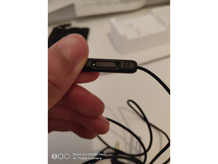 爆料铁三角ath-cks550is和魅族flow哪个好？剖析有什么区别？