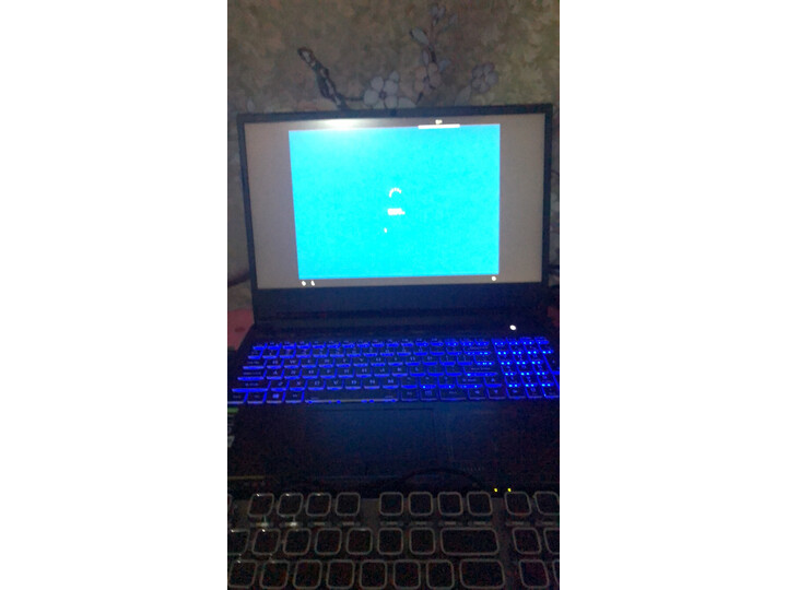感受戴尔xps13和xps15哪个好？爆料区别大不大？