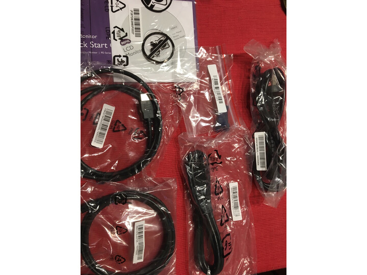 谈谈明基pd2500q和pd2700q选择哪个好？请问配置有什么区别