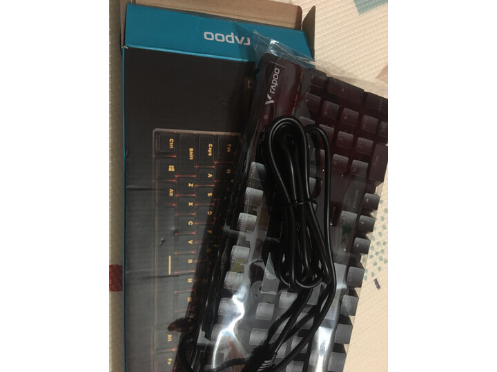 点评雷柏v500pro和v700区别哪个好？剖析有什么区别？
