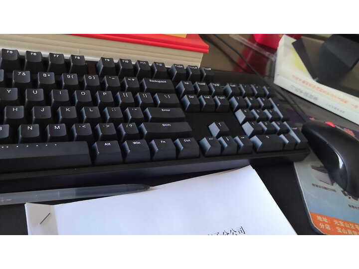 详解ikbc c104和r300哪个好？评价区别是什么？