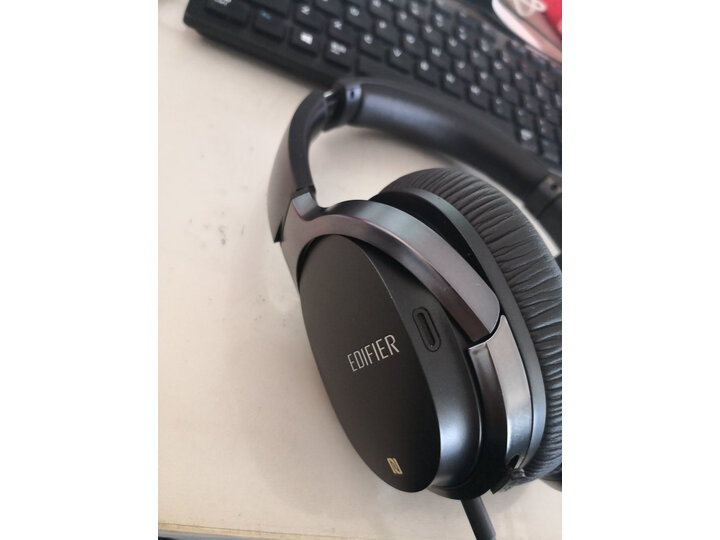 感受漫步者w860nb和w830bt的区别哪个好？爆料有啥区别？
