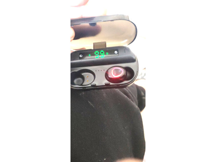 评价峰米wemax one和小米哪个好？感受有区别吗？