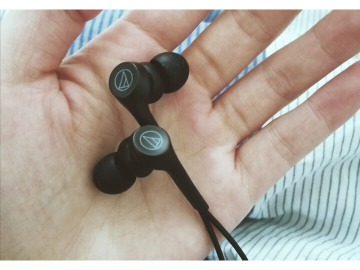 爆料铁三角ath-cks550is和魅族flow哪个好？剖析有什么区别？