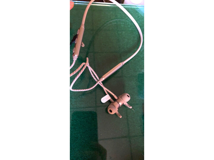 体验漫步者w300bt和w200bt区别大吗？说说哪个好？