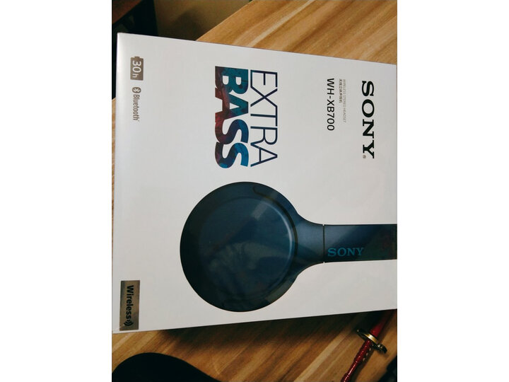 对比索尼whh800和beats solo3功能有什么区别？分析哪个好？