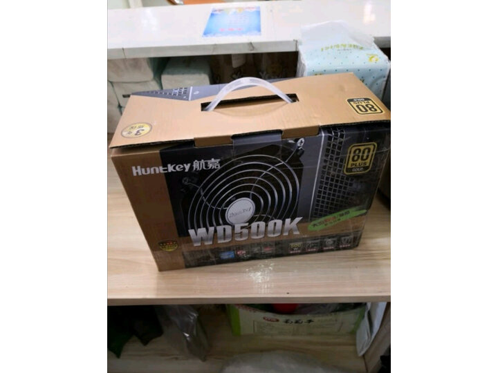 入手航嘉wd600k和鑫谷gp700g哪个好？盘点区别大吗？