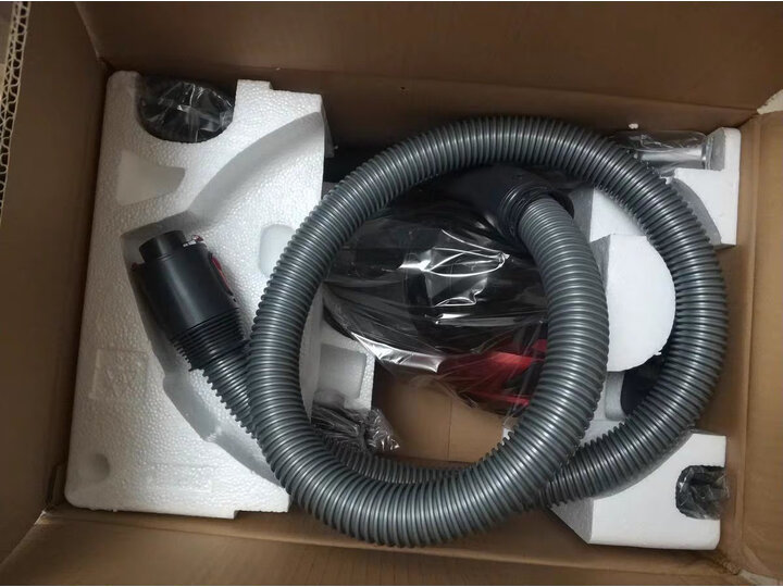 体验小狗d9002跟d807哪个好？说说区别是？