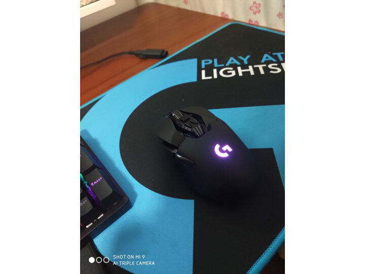 讨论罗技g903lightspeed和hero哪个好？解密区别是什么？