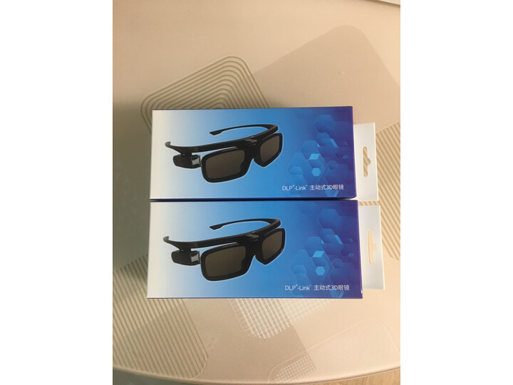 评价大眼橙x7d和极米z6x区别是什么感受哪个好？