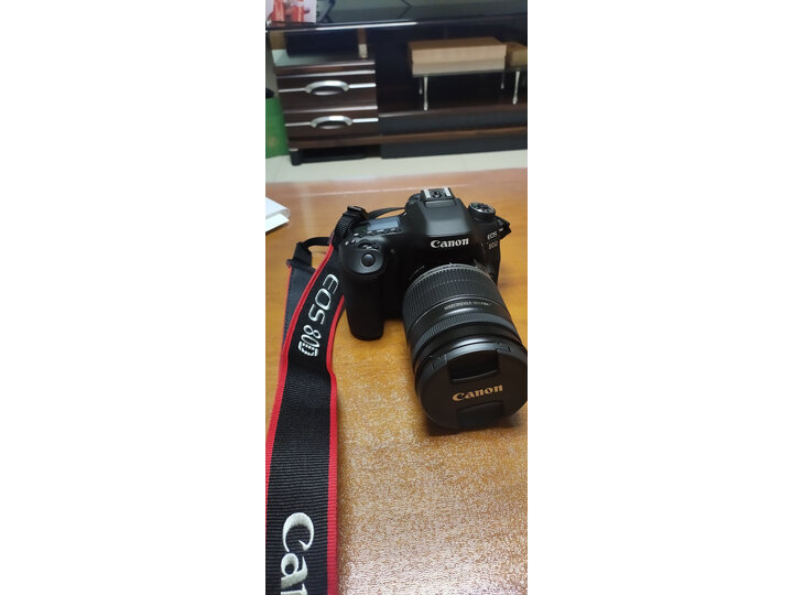 评价佳能eos80d和90d区别有没有？感受哪个好？