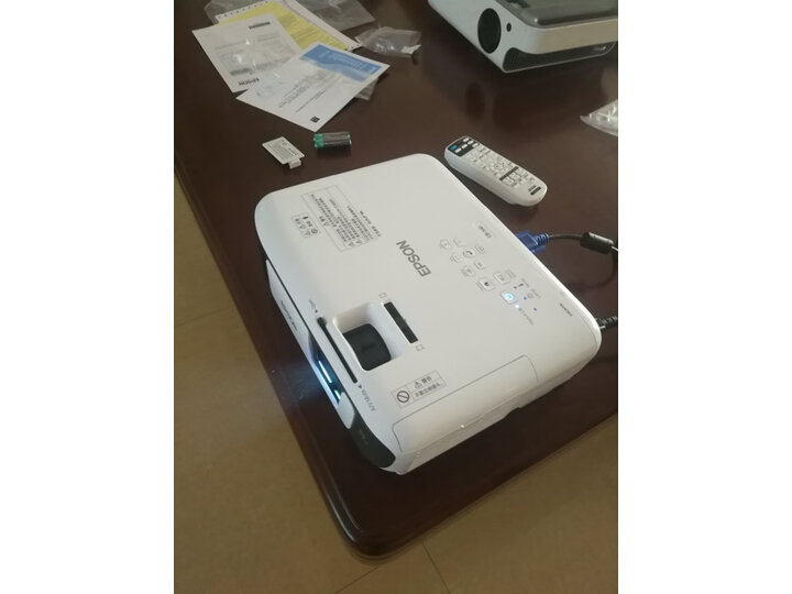 爱普生（EPSON）CB-S41 投影仪新款评测怎么样啊？？质量评测如何，值得入手吗？ 首页推荐 第11张