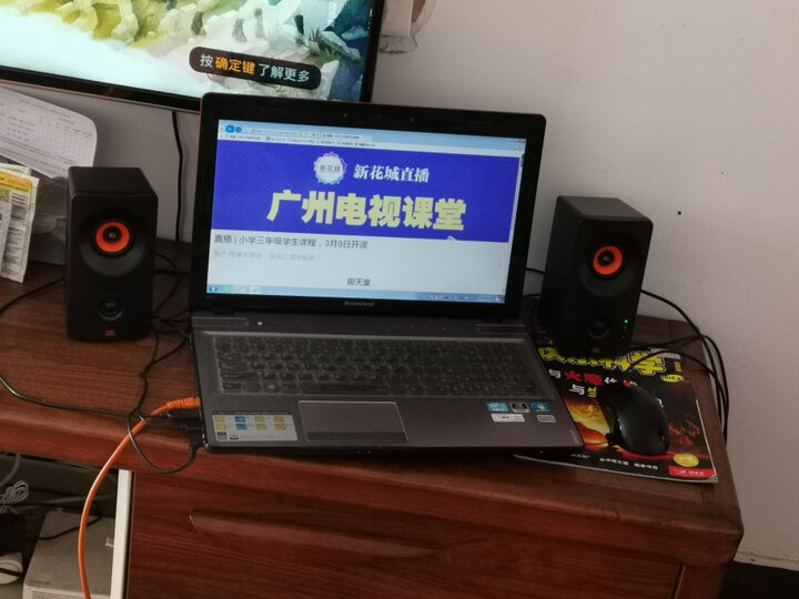 体验jblps3300和2200有什么区别？说说区别哪个好？