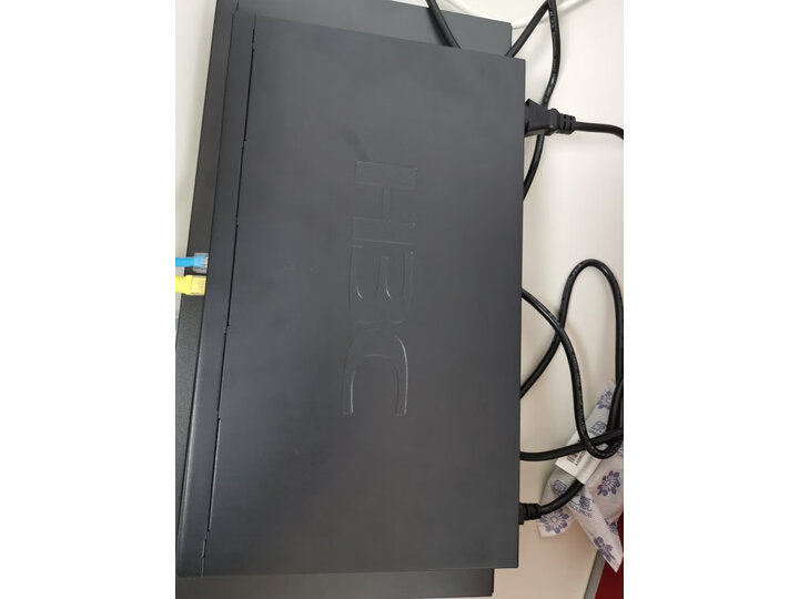 请问华三e**00g2还是er3108g哪个好？比较有何区别？