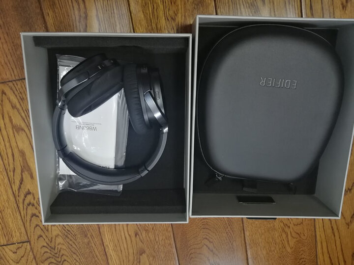 对比漫步者w860nb和w828nb区别哪个好？分析有区别没有？