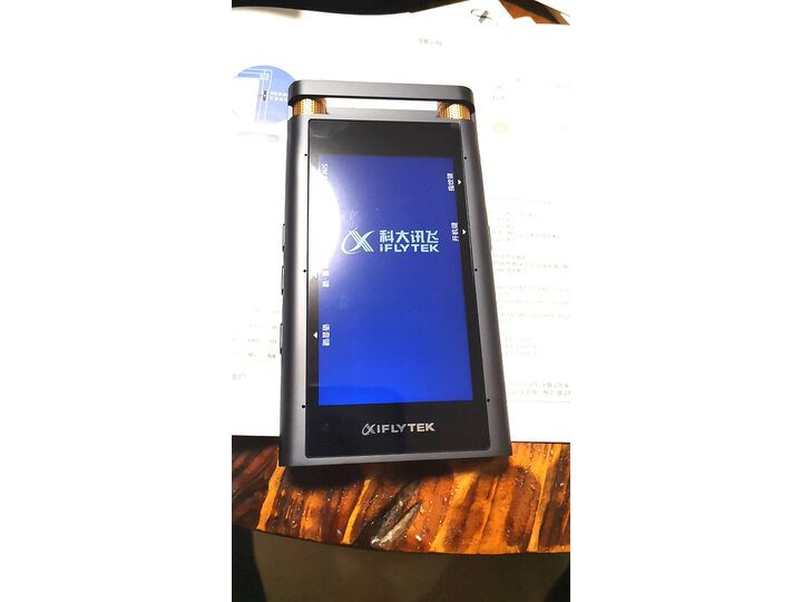 曝光华硕xg32vq和xg32vqr区别哪个好？使用区别是什么？