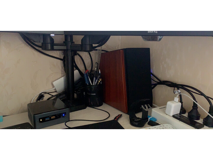 分析漫步者r1700bt和惠威d1010-ivb有什么区别？点评哪个好？