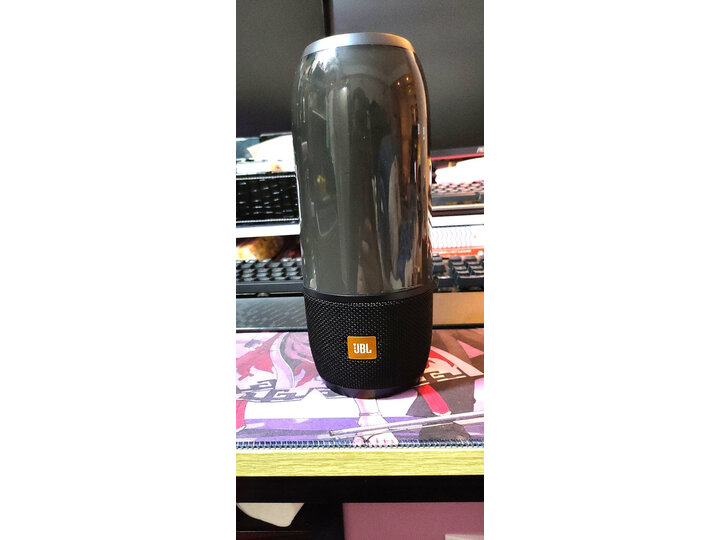 谈谈jbl pulse3和charge4哪个好？请问有区别没有？