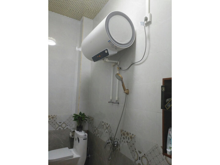 请问海尔ec8003-g6对比MGT3区别有没有？对比哪个好？