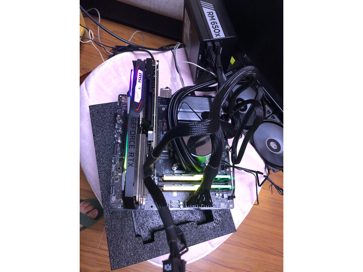 讨论微星z390m s01和迫击炮哪个好？对比有什么区别