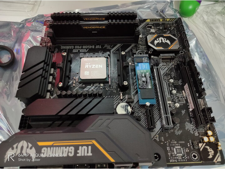 剖析amdr73700x和i79700k功能有什么区别？比拼哪个好？