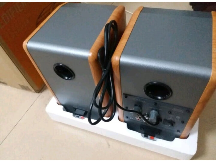 体验漫步者r2000db和s1000差别大吗？说说区别哪个好？