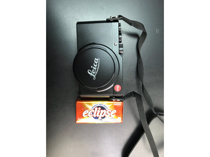 评测富士x100f和徕卡dlux7哪个好？入手有什么区别呢？