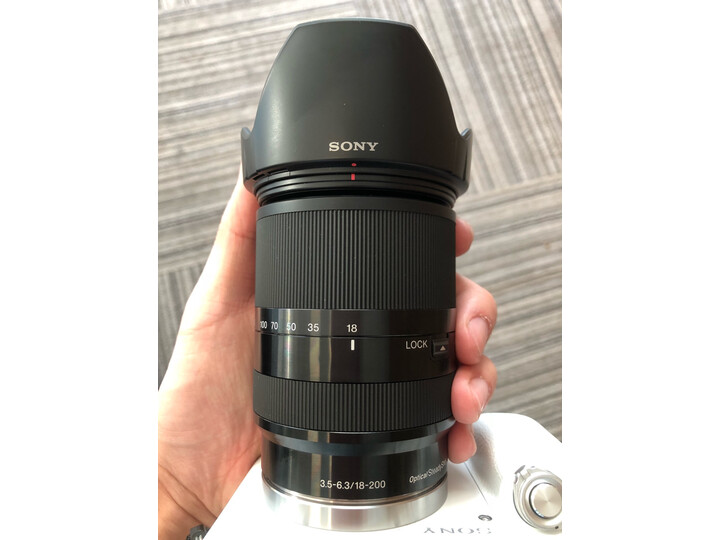 索尼E 18-200mm F3.5-6.3 OSS LE APS-C画幅远摄变焦微单相机镜头怎么样【猛戳分享】质量内幕详情 首页推荐 第10张