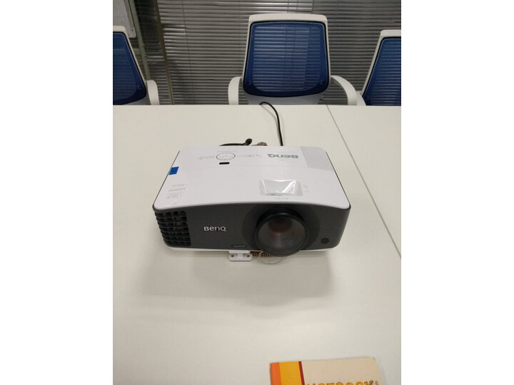 分析明基au716n和极米pro哪个好？点评区别如何？