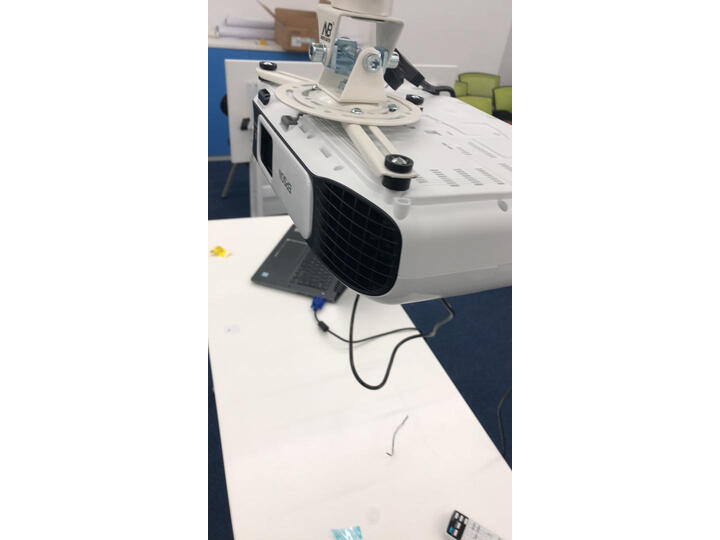 解析爱普生cb-u42对比tw5400哪个好？谈谈有啥区别？