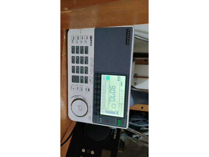 剖析山进ats909x对比德生PL880哪个好？解析区别是什么？