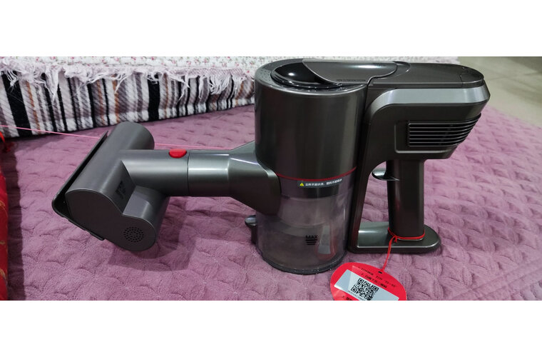 【点评】小狗吸尘器t11和t12区别大不大，哪个更好？买家客观评价