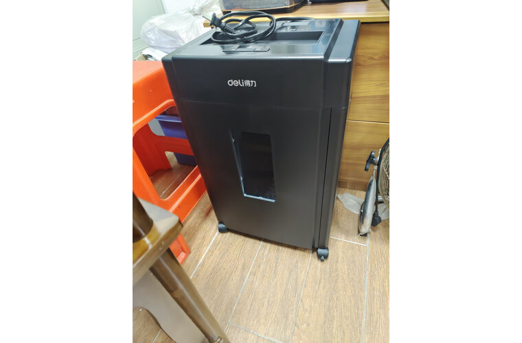 【优缺点剖析】得力33043碎纸机质量好吗？测评怎么样？体验揭秘分析