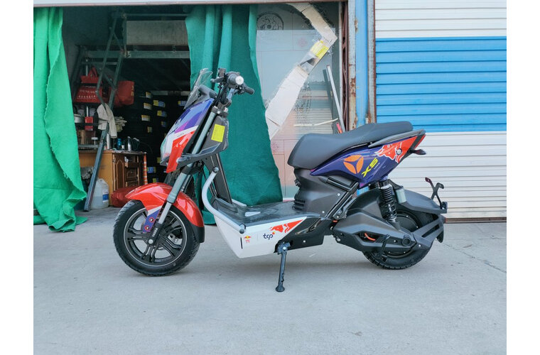 雅迪新款x5电动车大功率酷车电动怎么样具体好不好用