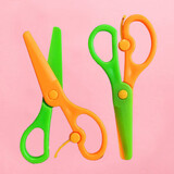 叁沃 儿童剪刀安全手工塑料剪幼儿园手工diy剪纸用弹力防夹小剪 塑料剪刀颜色混发1把